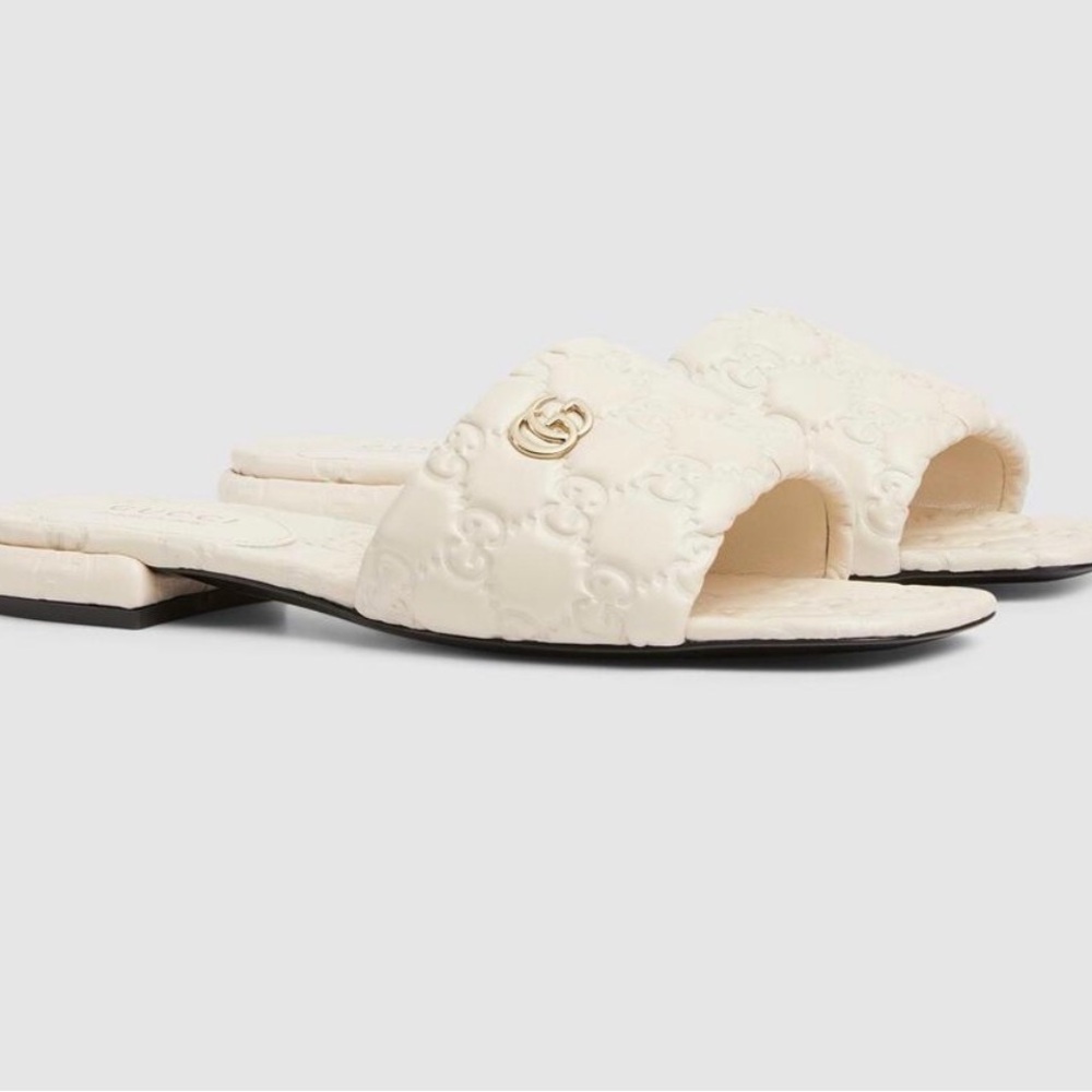 Gucci double G sandals
